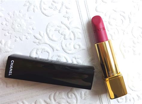 chanel rouge allure velvet 50 romanesque|Chanel Rouge Allure unique.